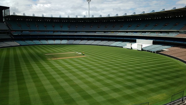 86分钟扳平，加时2球逆袭！葡萄牙5-3力克晋级4强，奇兵C罗逆转.